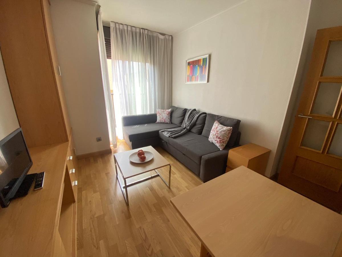 Apartment Close To Airport, Ifema Madrid Exteriör bild