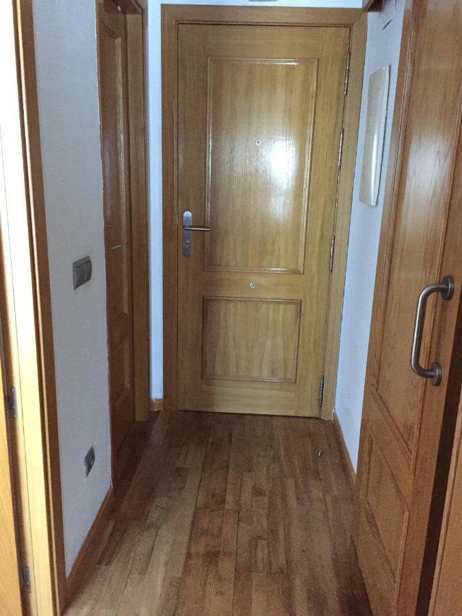 Apartment Close To Airport, Ifema Madrid Exteriör bild